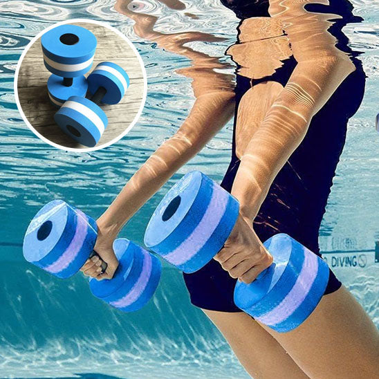haltères femme deux bras submerge
