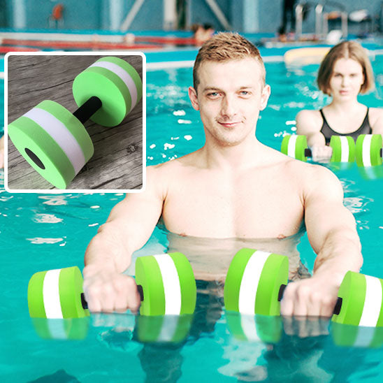haltères homme femme piscine